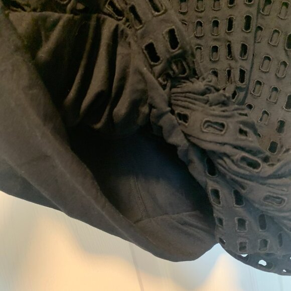 Black Carven Twisted Perforated Holes Top - Picture 5 of 5